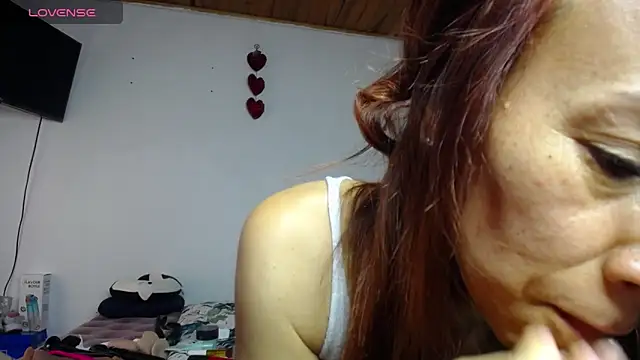 Snapshot of cristin_doll_ chatting on February 20, 2:46 pm cristin doll online show from February 20, 2:46 pm