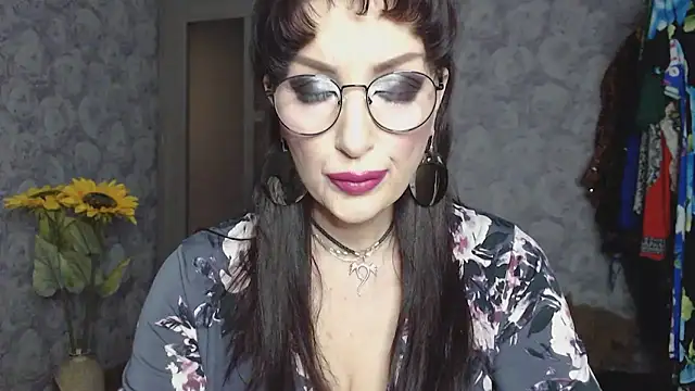 Aziza1 online show from February 28, 1:01 pm