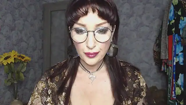 Snapshot of Aziza1 chatting on July 26, 12:56 pm Aziza1 online show from July 26, 12:56 pm