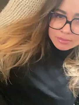 Etwas neugierig online show from December 30, 10:32 am