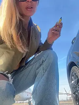 Etwas neugierig online show from March 9, 12:31 pm