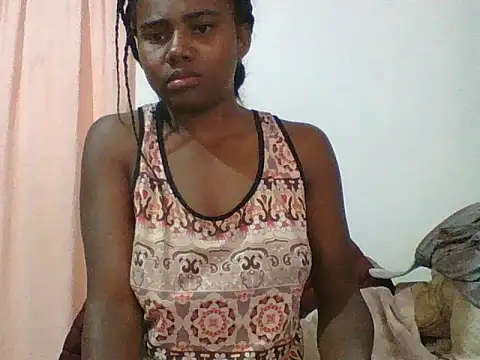 Snapshot of Hamie_sexy chatting on September 23, 8:17 am Hamie sexy online show from September 23, 8:17 am