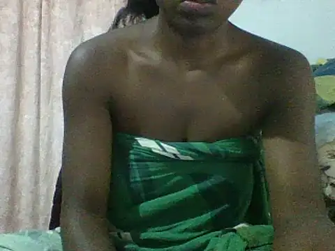 Snapshot of Hamie_sexy chatting on November 27, 4:20 pm Hamie sexy online show from November 27, 4:20 pm