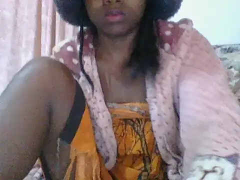 Snapshot of Hamie_sexy chatting on December 19, 11:39 am Hamie sexy online show from December 19, 11:39 am