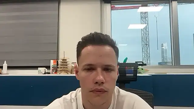 yodaModel1 online show from March 19, 1:59 pm