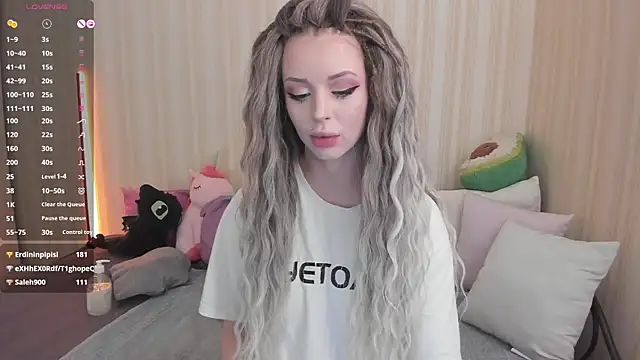 Snapshot of youreyesrgasm chatting on February 13, 8:27 am youreyesrgasm online show from February 13, 8:27 am