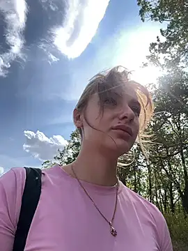 Snapshot of Night_dreams chatting on September 9, 8:14 am Night dreams online show from September 9, 8:14 am