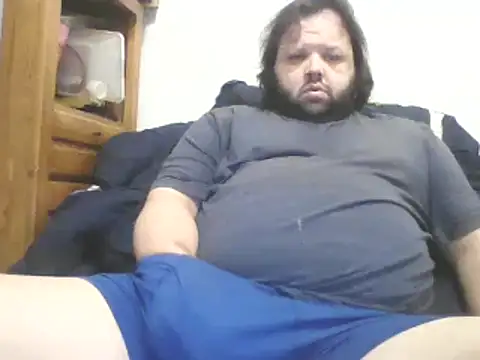 Snapshot of Strongbutgentle36 chatting on January 17, 6:04 am Strongbutgentle36 online show from January 17, 6:04 am