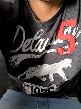 Leo Big online show from February 3, 5:24 pm