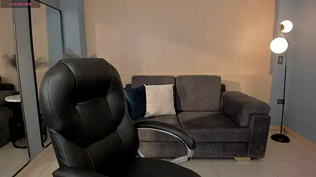 Snapshot of MorganHicks chatting on January 21, 7:28 pm MorganHicks online show from January 21, 7:28 pm