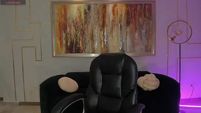 MorganHicks online show from July 7, 12:20 pm