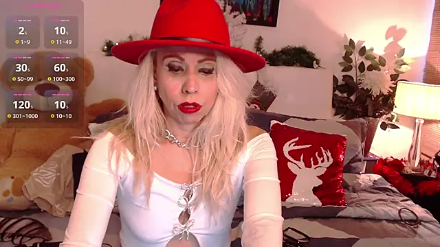 Snapshot of Luci_evans chatting on November 23, 9:25 pm Luci evans online show from November 23, 9:25 pm