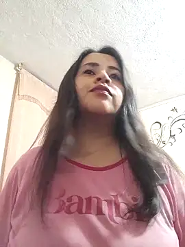 Snapshot of latinfemale chatting on March 17, 2:08 am latinfemale online show from March 17, 2:08 am