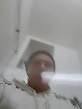 Snapshot of Pavelbure77 chatting on November 21, 6:39 pm Pavelbure77 online show from November 21, 6:39 pm