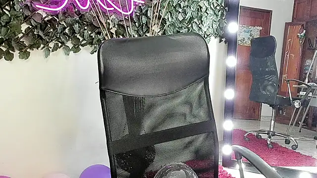 DestinyHills online show from September 9, 12:15 pm