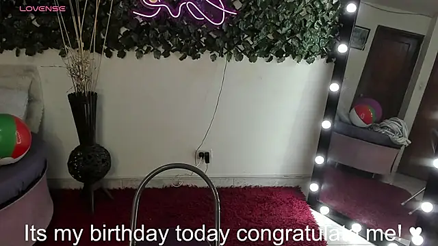 DestinyHills online show from September 29, 12:32 pm