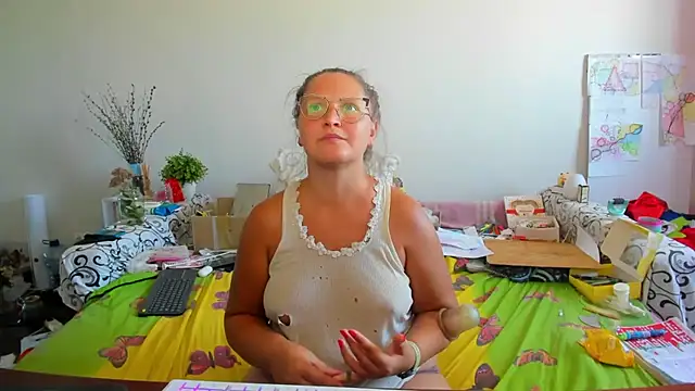 Snapshot of IamYourNarcotic chatting on September 23, 12:08 pm IamYourNarcotic online show from September 23, 12:08 pm