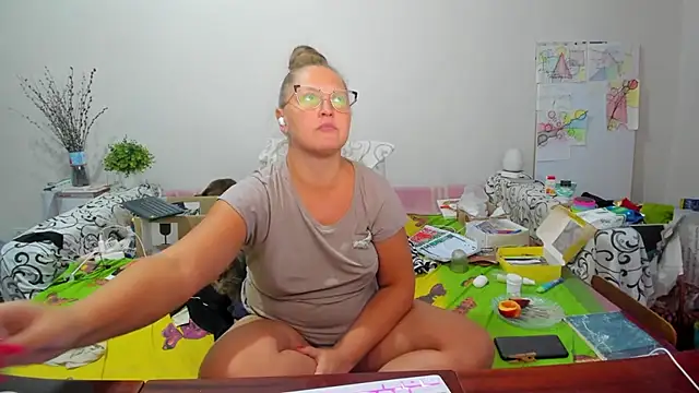 Snapshot of IamYourNarcotic chatting on October 6, 3:09 pm IamYourNarcotic online show from October 6, 3:09 pm