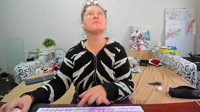 IamYourNarcotic online show from February 14, 9:28 am