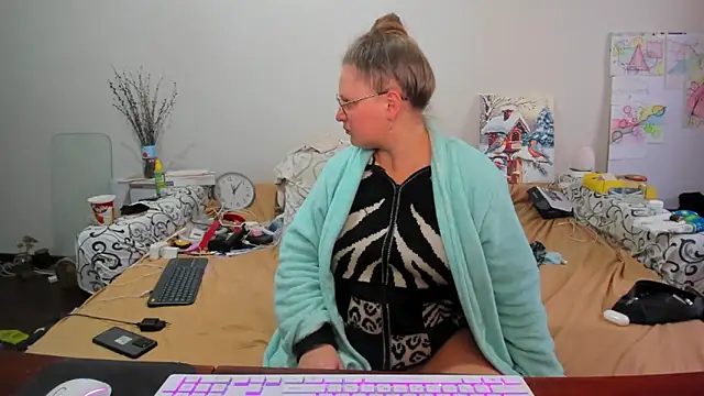 IamYourNarcotic online show from February 15, 5:48 am