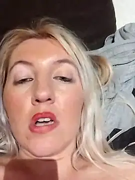 Snapshot of Mllesha74000 chatting on February 23, 2:46 pm Mllesha74000 online show from February 23, 2:46 pm