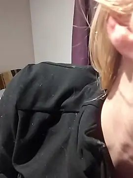 Snapshot of Mllesha74000 chatting on January 15, 7:06 pm Mllesha74000 online show from January 15, 7:06 pm