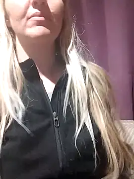 Snapshot of Mllesha74000 chatting on January 18, 6:55 pm Mllesha74000 online show from January 18, 6:55 pm