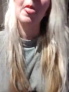 Snapshot of Mllesha74000 chatting on February 1, 6:50 pm Mllesha74000 online show from February 1, 6:50 pm