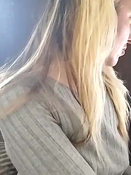 Snapshot of Mllesha74000 chatting on March 11, 3:07 pm Mllesha74000 online show from March 11, 3:07 pm