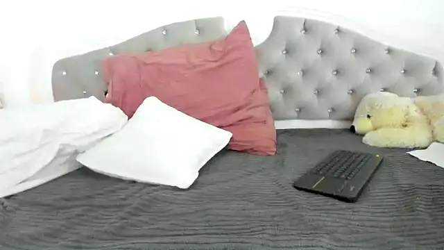 meryamvip online show from December 27, 11:42 pm