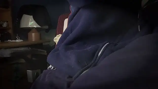 Snapshot of relix1 chatting on April 4, 3:31 pm relix1 online show from April 4, 3:31 pm