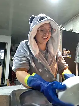 linda-schmidt online show from February 19, 2:29 am