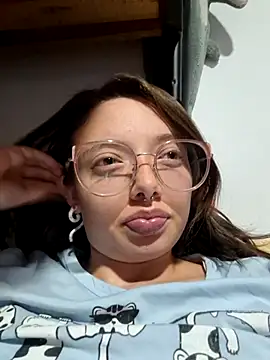 linda-schmidt online show from April 21, 1:07 am