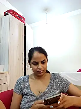 Snapshot of DirtySnowball69 chatting on December 6, 5:33 pm DirtySnowball69 online show from December 6, 5:33 pm