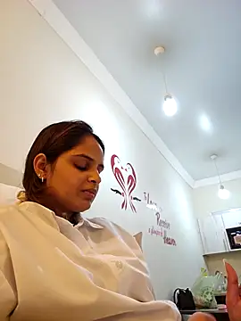 Snapshot of DirtySnowball69 chatting on December 7, 5:53 pm DirtySnowball69 online show from December 7, 5:53 pm