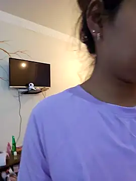 Snapshot of DirtySnowball69 chatting on December 12, 3:48 pm DirtySnowball69 online show from December 12, 3:48 pm