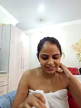 Snapshot of DirtySnowball69 chatting on January 15, 9:56 am DirtySnowball69 online show from January 15, 9:56 am