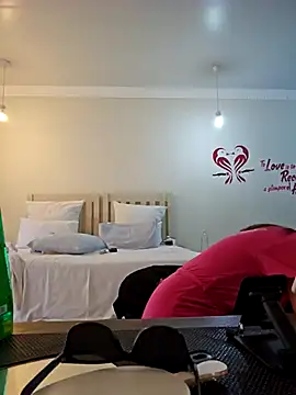 Snapshot of DirtySnowball69 chatting on February 7, 3:08 pm DirtySnowball69 online show from February 7, 3:08 pm