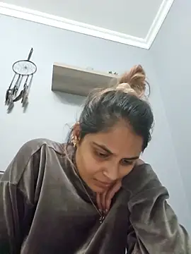 DirtySnowball69 online show from June 14, 8:33 pm