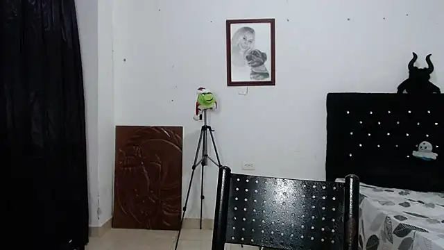 venuz mendoza20 online show from December 20, 12:56 pm