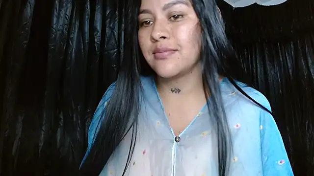 Snapshot of venuz_mendoza20 chatting on July 28, 4:39 pm venuz mendoza20 online show from July 28, 4:39 pm