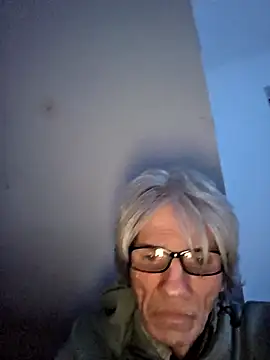 Snapshot of InMeinenMund chatting on March 25, 7:09 pm InMeinenMund online show from March 25, 7:09 pm