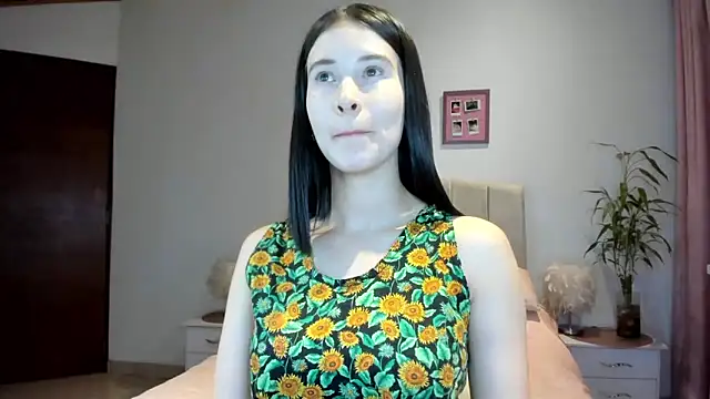 Snapshot of macarena_vallejo chatting on November 25, 3:28 am macarena vallejo online show from November 25, 3:28 am