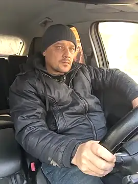 Snapshot of DanielOhCool chatting on February 26, 11:09 am DanielOhCool online show from February 26, 11:09 am