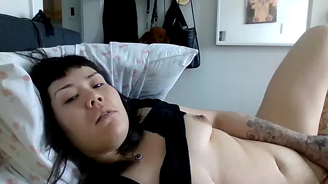 Snapshot of missemi chatting on February 22, 4:16 pm missemi online show from February 22, 4:16 pm