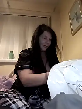 Leanne43 online show from March 13, 8:32 pm