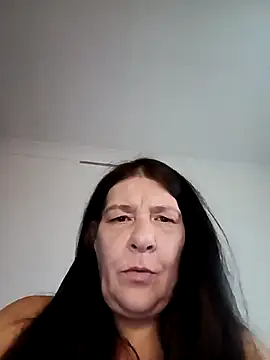 Snapshot of Leanne43 chatting on April 4, 6:16 pm Leanne43 online show from April 4, 6:16 pm
