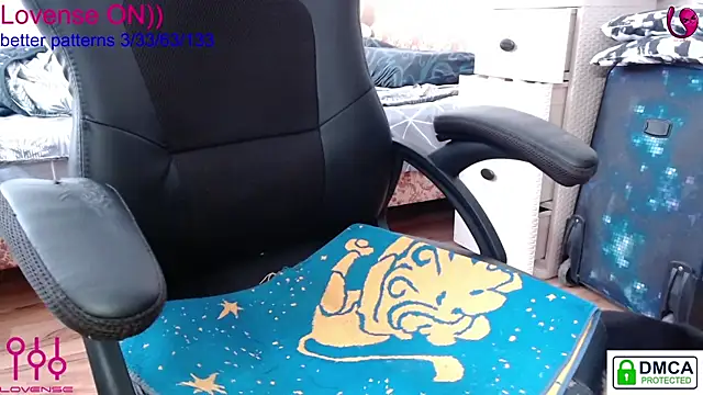 Snapshot of sweet_cute_cat chatting on March 12, 7:57 am sweet cute cat online show from March 12, 7:57 am