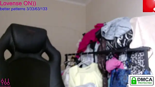 Snapshot of sweet_cute_cat chatting on October 6, 9:01 pm sweet cute cat online show from October 6, 9:01 pm