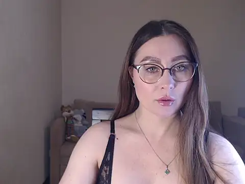 Snapshot of marishaarimova chatting on November 20, 11:48 pm marishaarimova online show from November 20, 11:48 pm